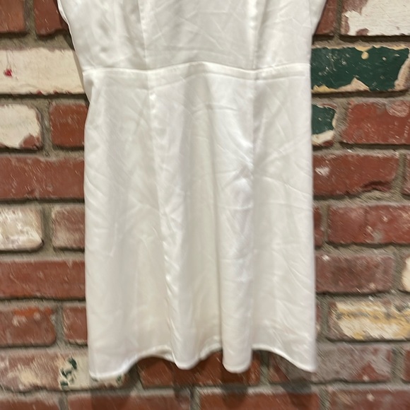 Show Me Your Mumu white satin dress size small New - Picture 3 of 8